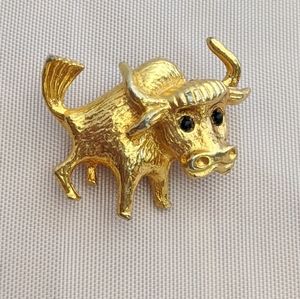 Vintage gold & black rhinestone bull brooch